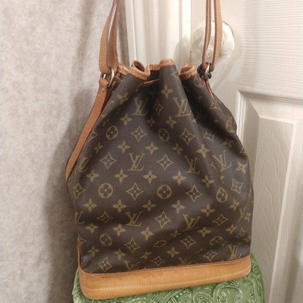 Louis Vuitton Monogram Noe GM - Picture 3 of 15
